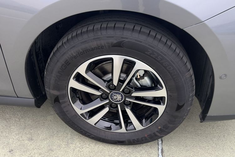 Used BYD Qin PLUS 2025 DM-i Smart Drive 120KM Superior Model