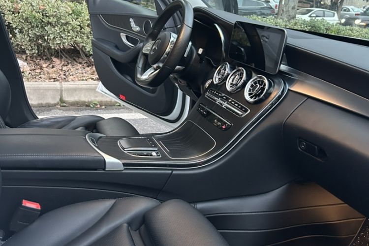 Used Mercedes-Benz C-Class 2020 Restyled C 200 L Fashion Edition Sport Version
