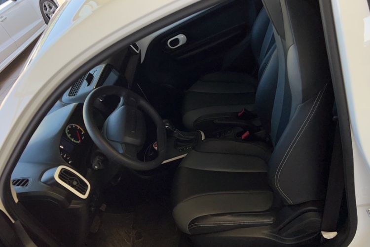 Used Roewe Clever 2022 311km QiQi BoBo Edition
