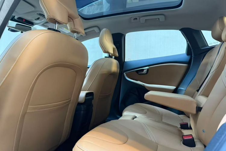 Used Volvo V40 2017 T3 Zhiya Edition