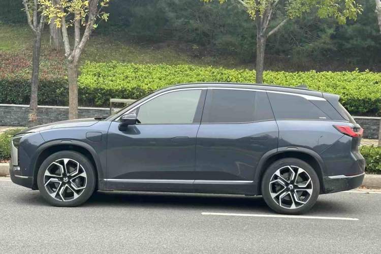 Used Nio ES8 2020 415 km Range 6-Seater Version
