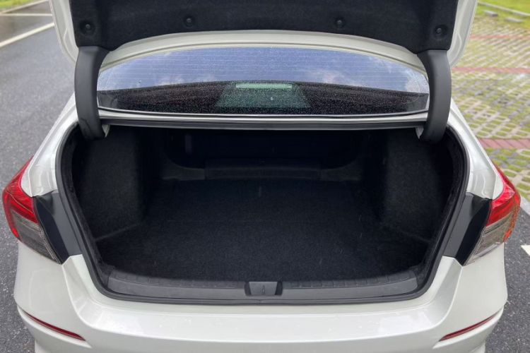 Used Honda Civic 2022 240TURBO CVT Dynamic Edition
