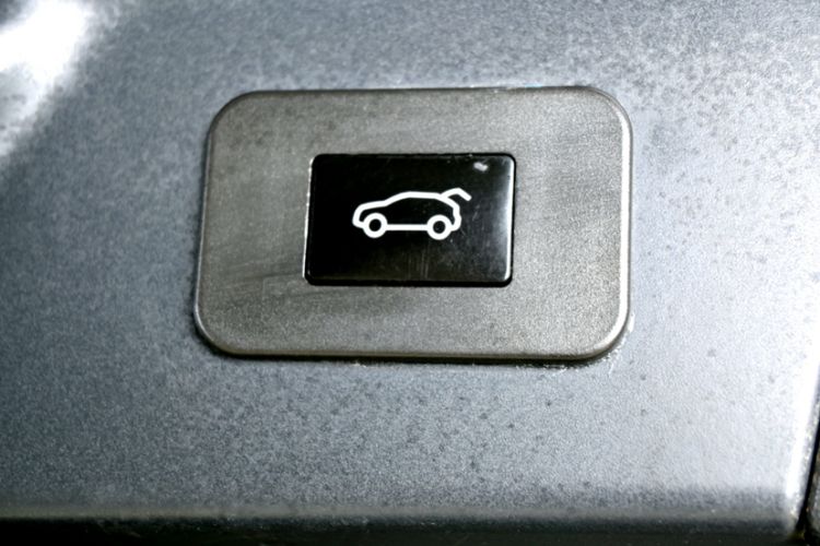 Used Land Rover Range Rover Velar 2020 P250
