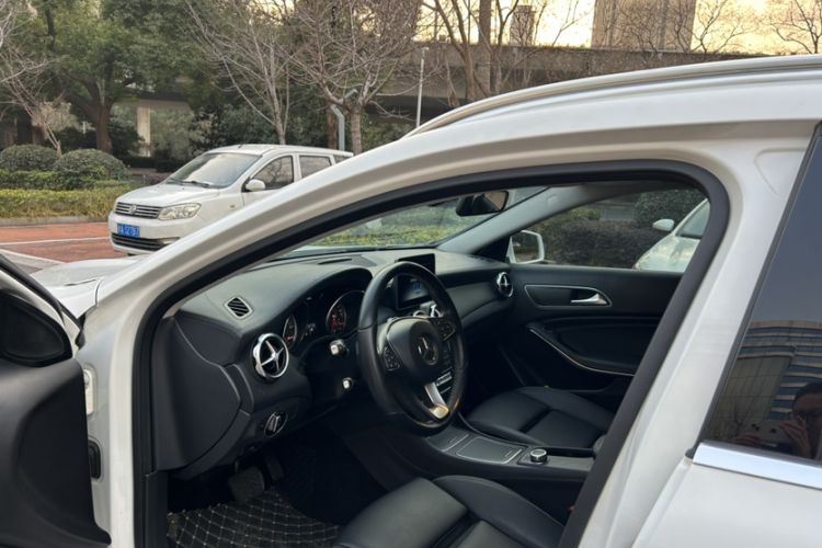 Used Mercedes-Benz GLA 2018 GLA 200 Fashion Model