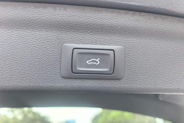 Used Audi Q3 2021 35 TFSI Progressive Dynamic Edition
