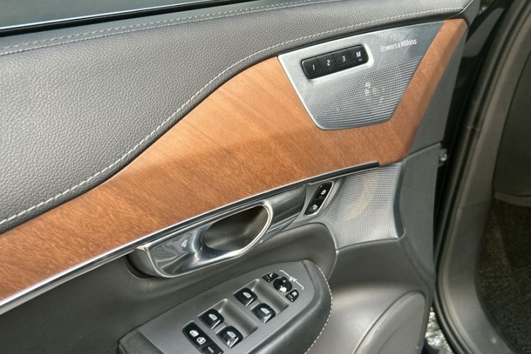 Used Volvo XC90 New Energy 2018 E-Drive Hybrid T8 Prestige 7-Seater
