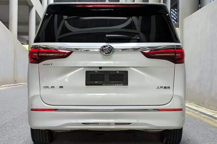 Used Buick GL8 2022 ES Landtrek 653T Comfort Edition
