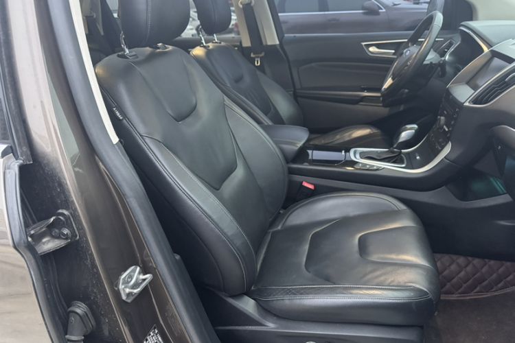 Used Ford Edge 2015 2.0T GTDi Four-Wheel Drive Prestige Model
