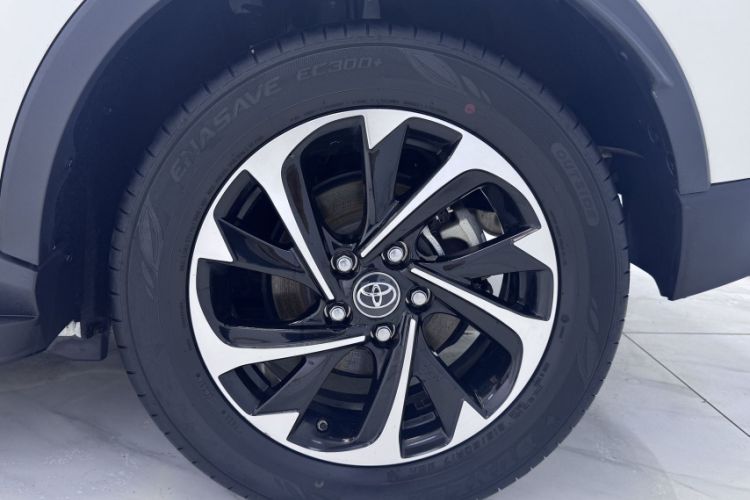 Used Toyota IZOA 2020 2.0L Enjoy Edition
