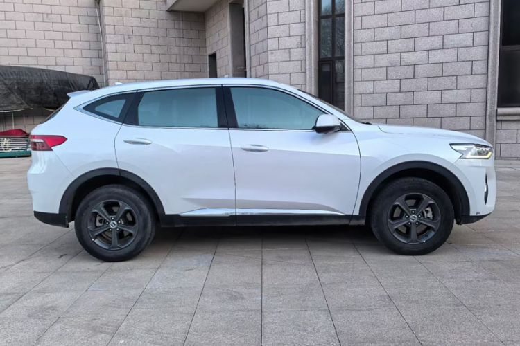 Used Haval F7 2019 1.5T Two-Wheel-Drive i-Type China VI Standard
