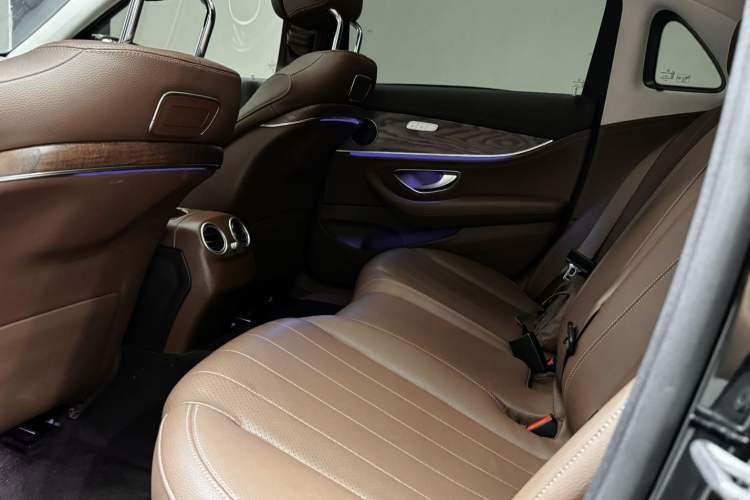 Used Mercedes-Benz E-Class 2016 E 300 L Luxury Model