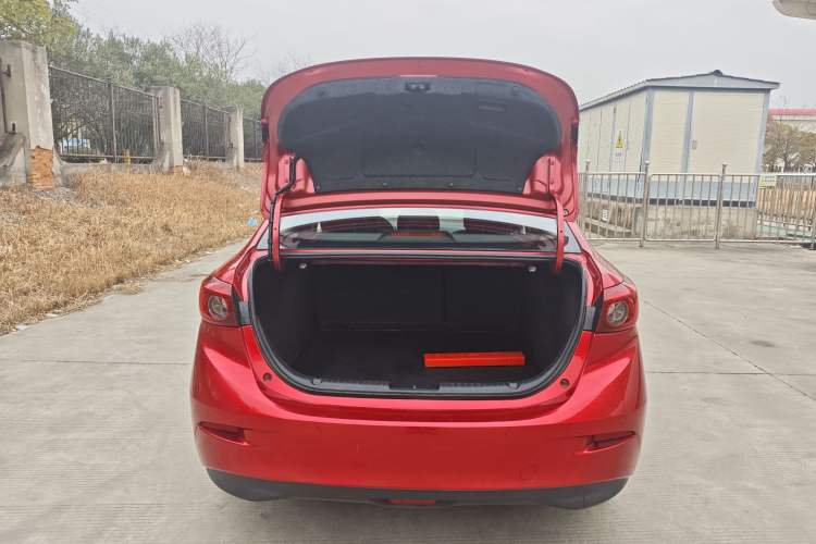 Used Mazda Mazda 3 Axela 2017 Sedan 1.5L Automatic Luxury Model Emission Standard China V
