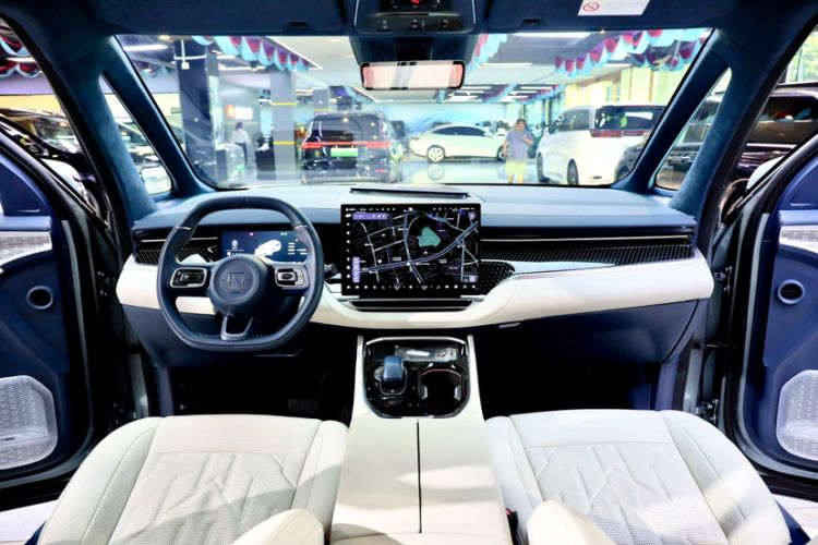 Used Zeekr 009 2024 Six-Seat Executive Version 4WD 108 kWh