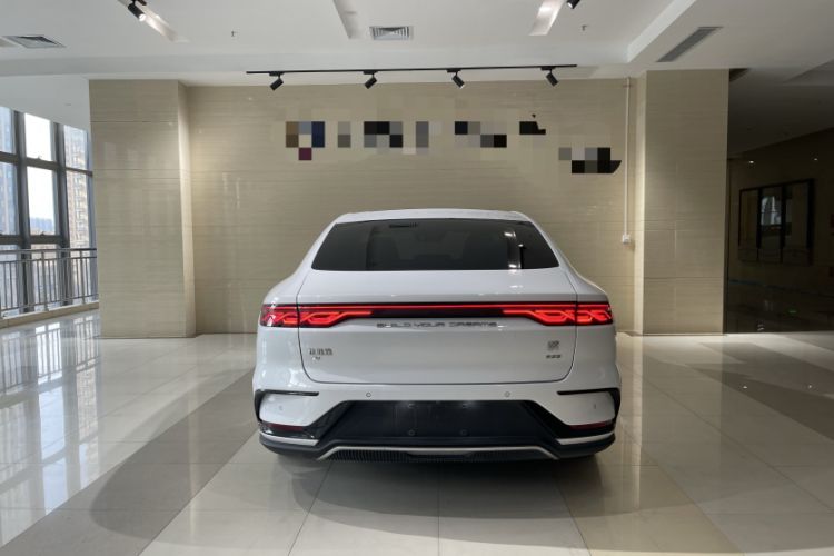 Used BYD Han 2022 EV Genesis Edition 610KM All-Wheel Drive Premium Model
