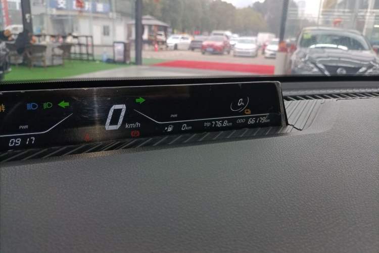 Used NETA V 2021 Long-Range Industry Custom Edition