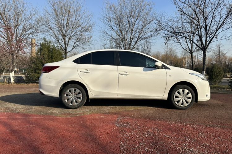 Used Toyota YARiS L 2021 1.5L CVT Leading Edition

