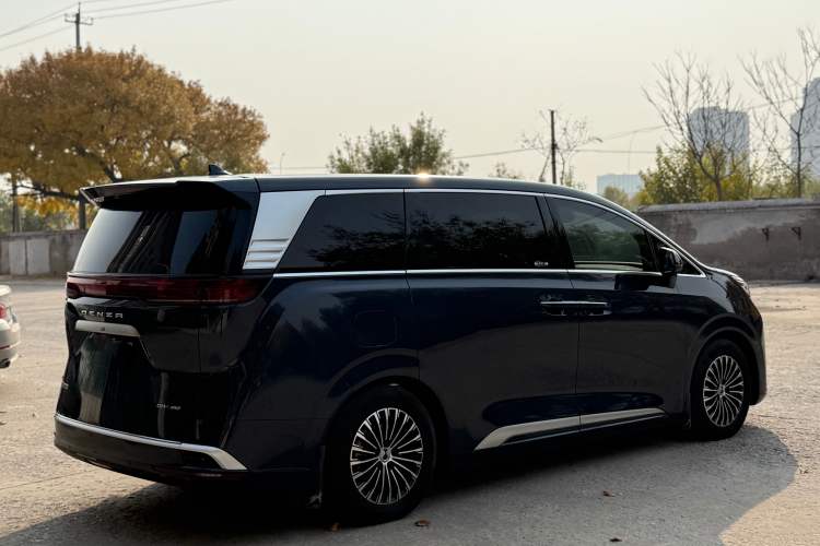 Used Denza D9 2022 DM-i 970 Four-Wheel Drive Flagship Model