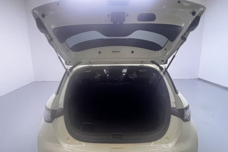 Used BYD Dolphin 2023 420 km Fashion Edition
