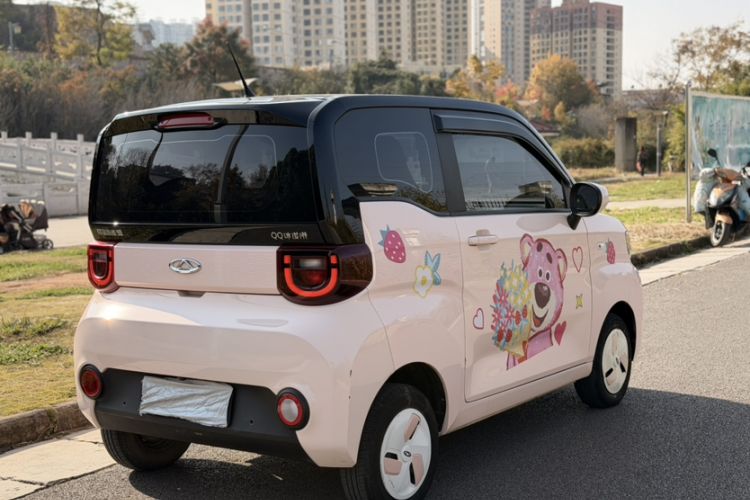 Used Chery QQ Ice Cream 2022 120km Conical Shape Lithium Iron Phosphate
