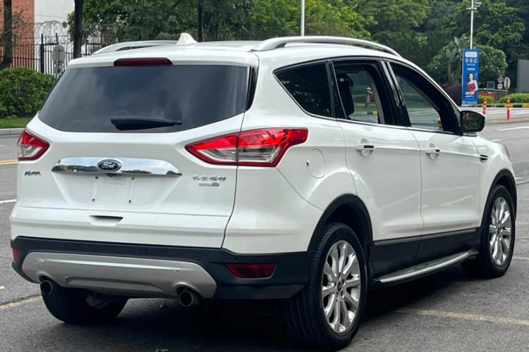 Used Ford Kuga 2015 2.0L GTDi Four-Wheel Drive Elite Model
