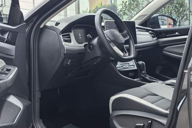 Used Volkswagen Bora 2023 280TSI DSG Prestige Edition
