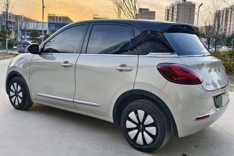 Used Wuling Bingo 2024 333 km Enjoyment Version
