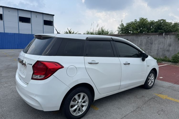 Used Chevrolet Lova RV 2016 1.5L Automatic Comfort Edition
