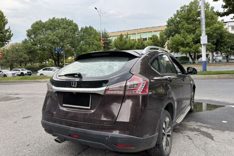 Used Luxgen U6 SUV 2015 1.8T Fashion-Upgraded Model
