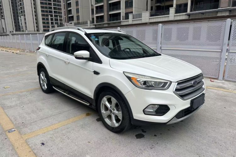 Used Ford Kuga 2018 EcoBoost 180 Two-Wheel-Drive Platinum Edition