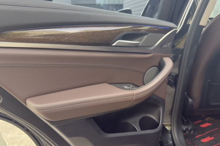 Used BMW X3 2020 xDrive30i Luxury Model with M Sport Package
