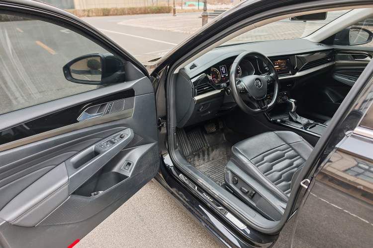 Used Volkswagen Passat 2019 280TSI Elite Edition China VI Standard
