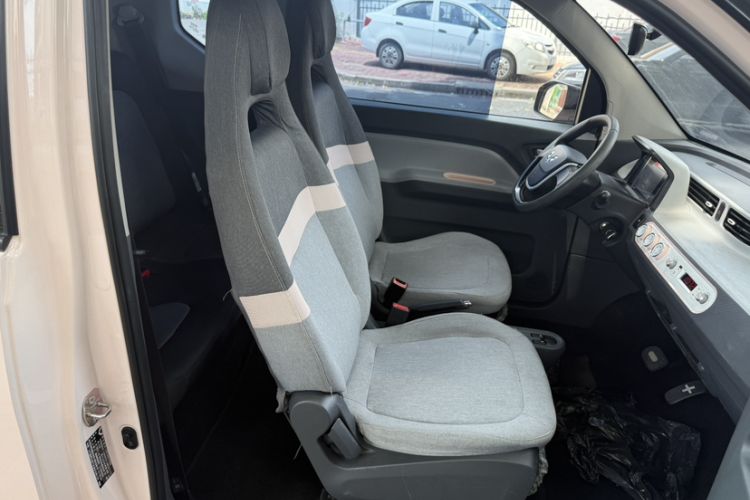 Used Wuling Hongguang MINIEV 2021 Macaron Fashion Model Lithium Iron Phosphate
