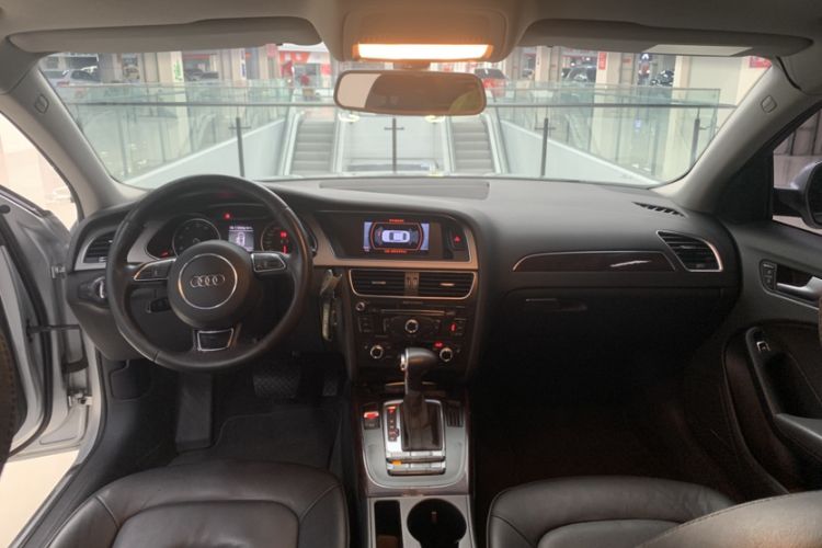 Used Audi A4L 2015 35 TFSI Automatic Comfort Model
