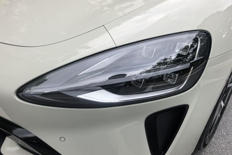 Used  SU7 2024 Rear-Drive Standard Founder Edition
