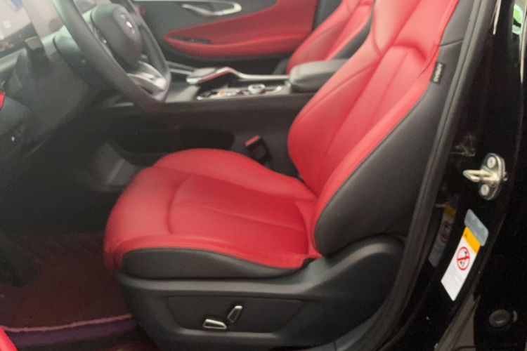 Used Changan UNI-T 2020 1.5T Prestige Version
