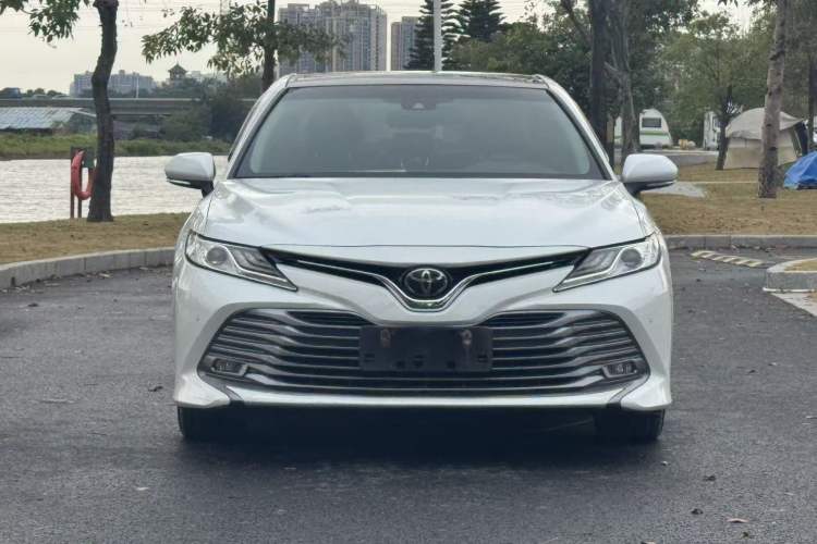 Used Toyota Camry 2018 2.5G Luxury Edition
