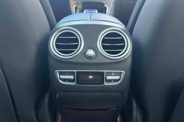 Used Mercedes-Benz GLC 2016 GLC 300 4MATIC Dynamic Model
