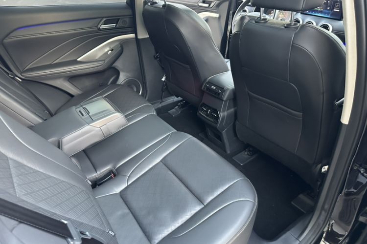 Used Wey VV6 2020 2.0T Two-Wheel Drive Smart Enjoyment+
