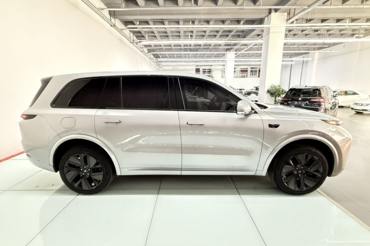 Used Li Auto L9 2022 Max model