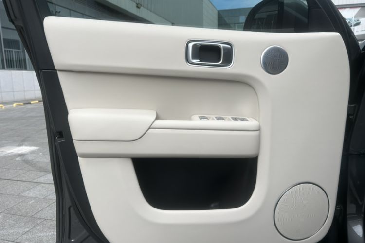 Used Li Auto L9 2022 Max model
