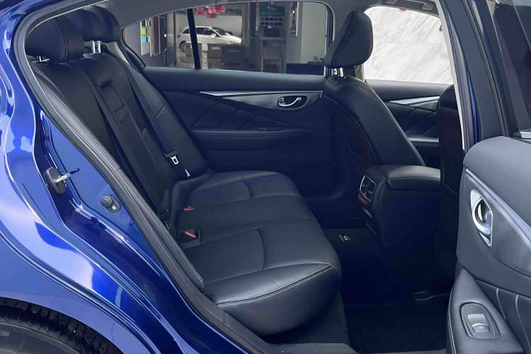 Used Infiniti Q50L 2015 2.0T Enjoyment Edition