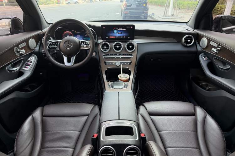 Used Mercedes-Benz GLC 2022 Refreshed GLC 300 L 4MATIC Dynamic Edition