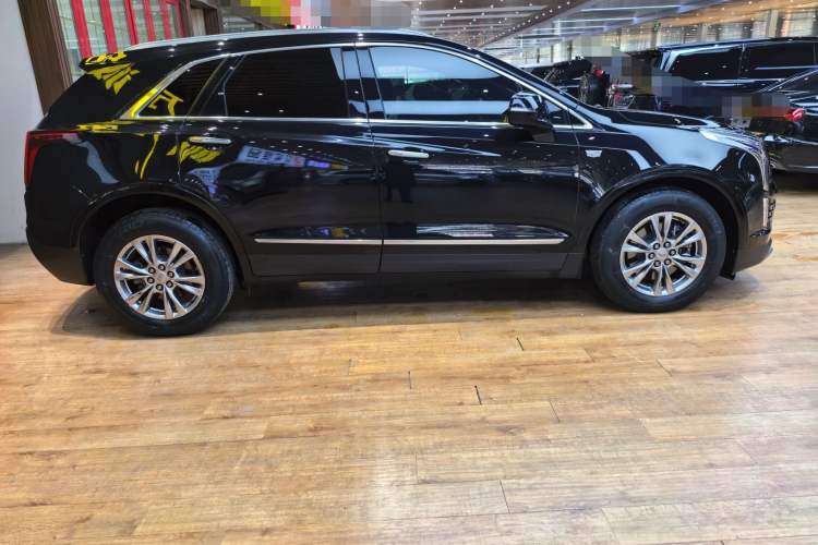 Used Cadillac XT5 2022 2.0T Two-Wheel Drive Luxury Version
