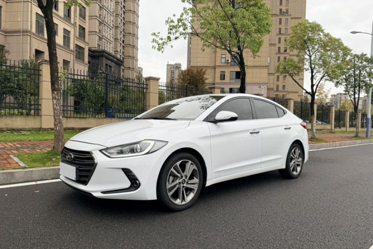 Used Hyundai Elantra 2016 1.6L Automatic ZhiXuan – Elite Version