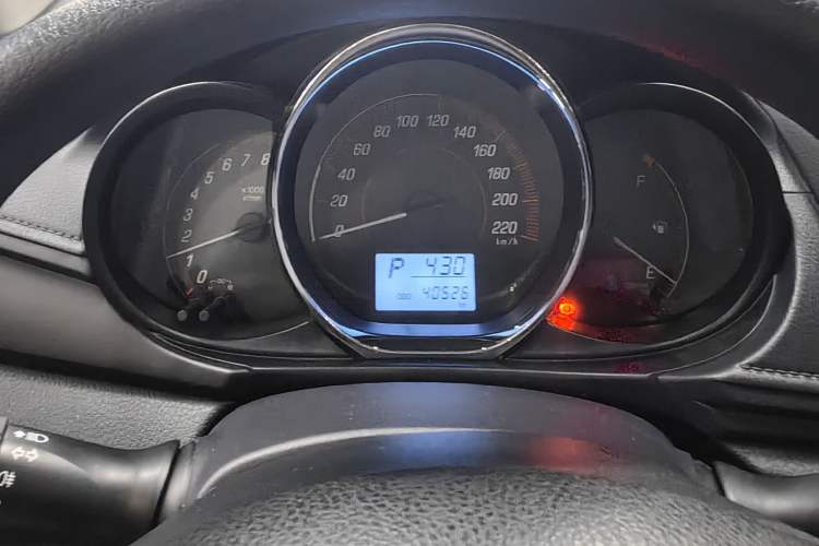 Used Toyota YARiS L 2021 1.5L CVT Leading Edition
