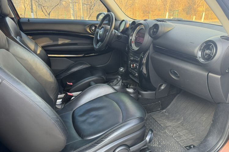 Used  Paceman 2013 1.6L COOPER
