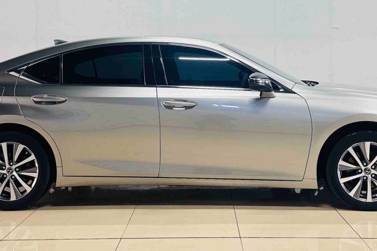 Used Lexus ES 2020 200 Excellence Edition