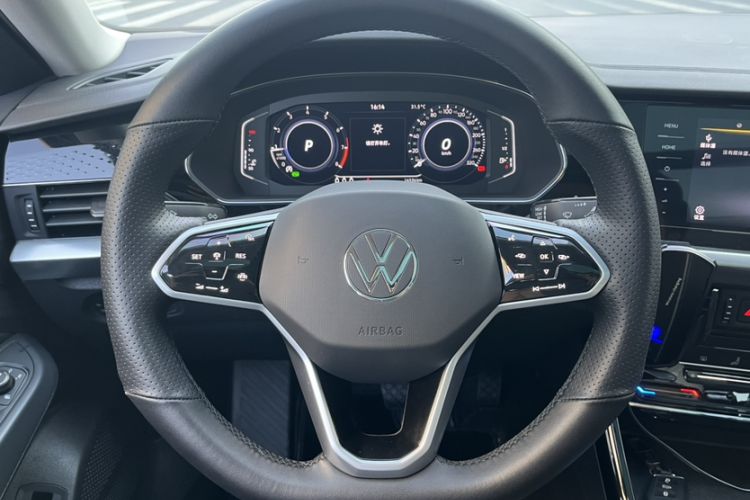 Used Volkswagen Passat 2024 380TSI Starry Dragon Edition
