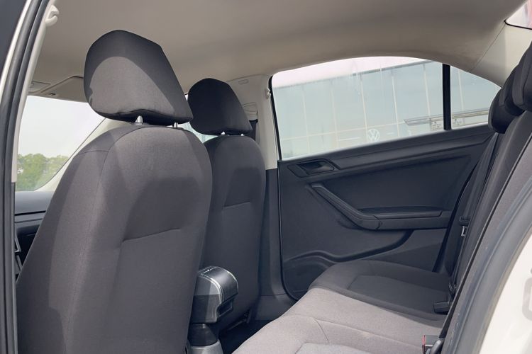 Used Volkswagen Jetta 2013 1.4L Manual Fashion Model
