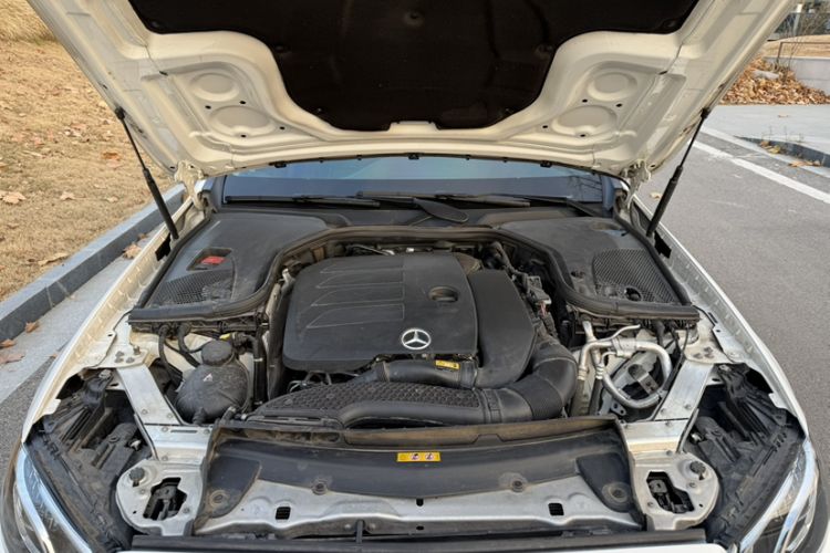 Used Mercedes-Benz E-Class 2019 Restyled E 300 L Sporty and Stylish Edition